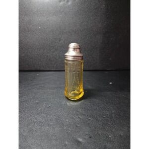 Federal Glass Madrid Amber Salt Or Pepper Shaker Depression Era 1930s 4" Vintage